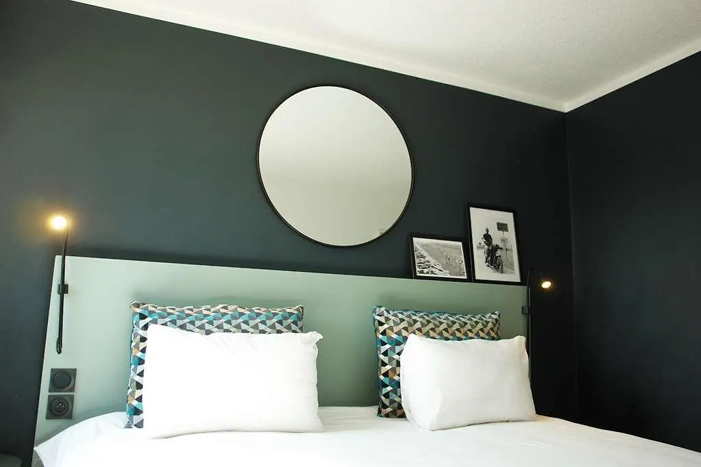 **  Brit Hotel Marseille Aeroport Mirabeau Γαλλία